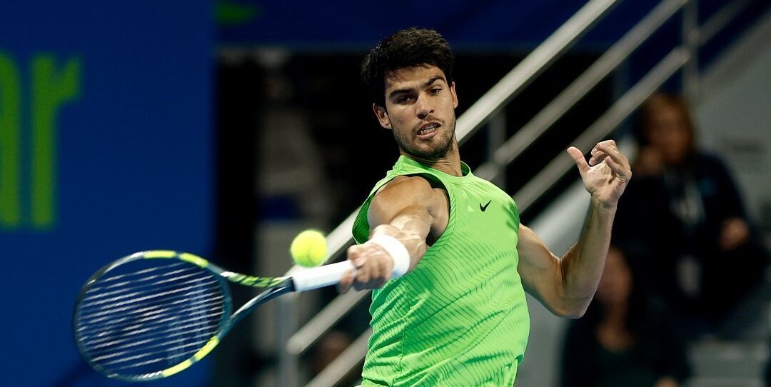 Alcaraz arrasa o 40º do mundo em 50 minutos na final e conquista título de Doha