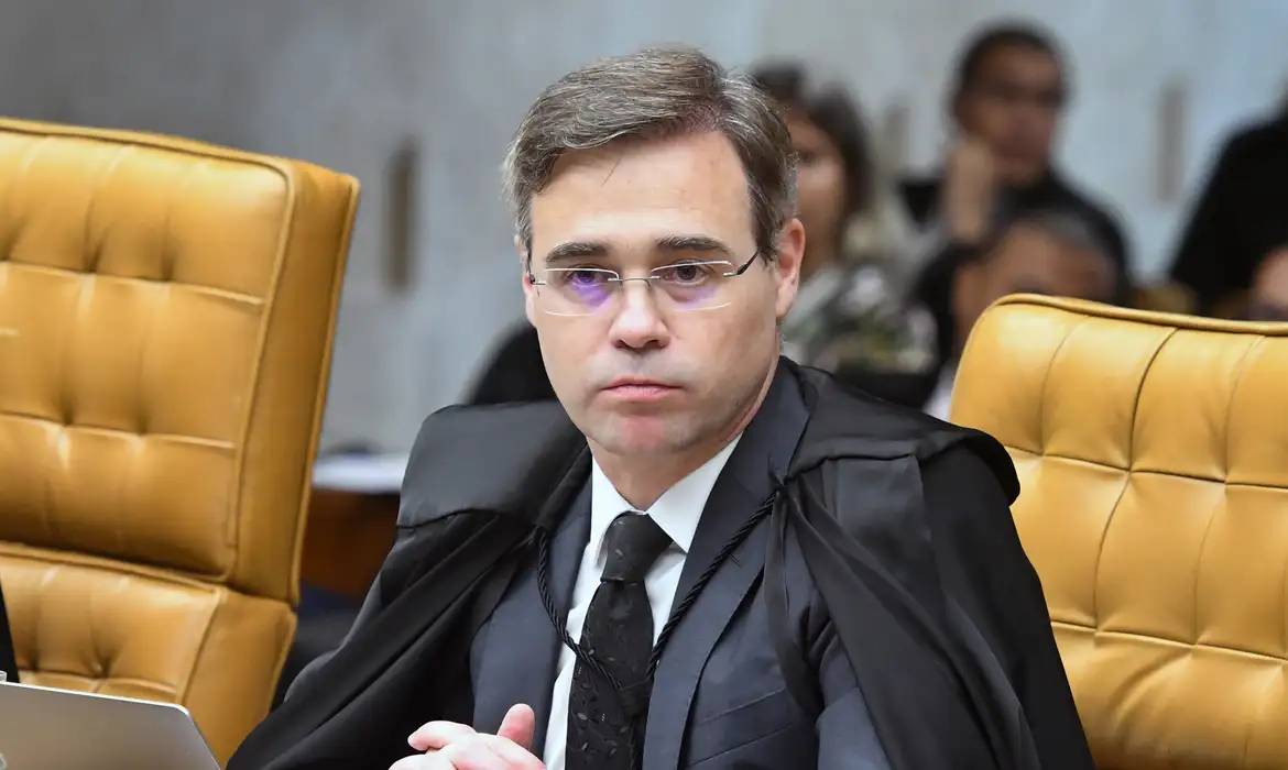 André Mendonça chama nova reunião com a PF para discutir investigação do Banco Master
