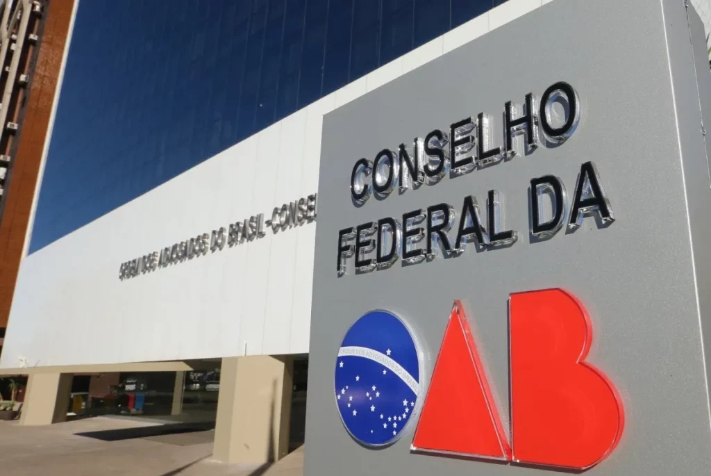 Anuidade limitada a R$ 500 não se aplica à OAB, decide STF