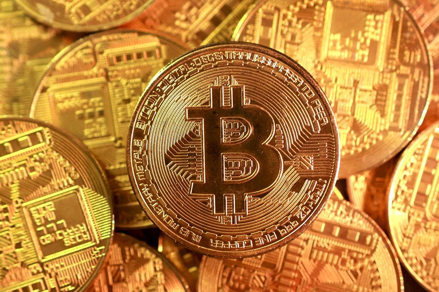 Bitcoin hoje: cripto cai diante de cenário macroeconômico mais adverso