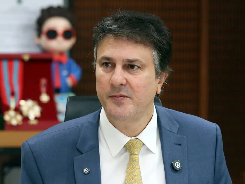 Camilo Santana faz pronunciamento de volta às aulas e destaca avanços no País