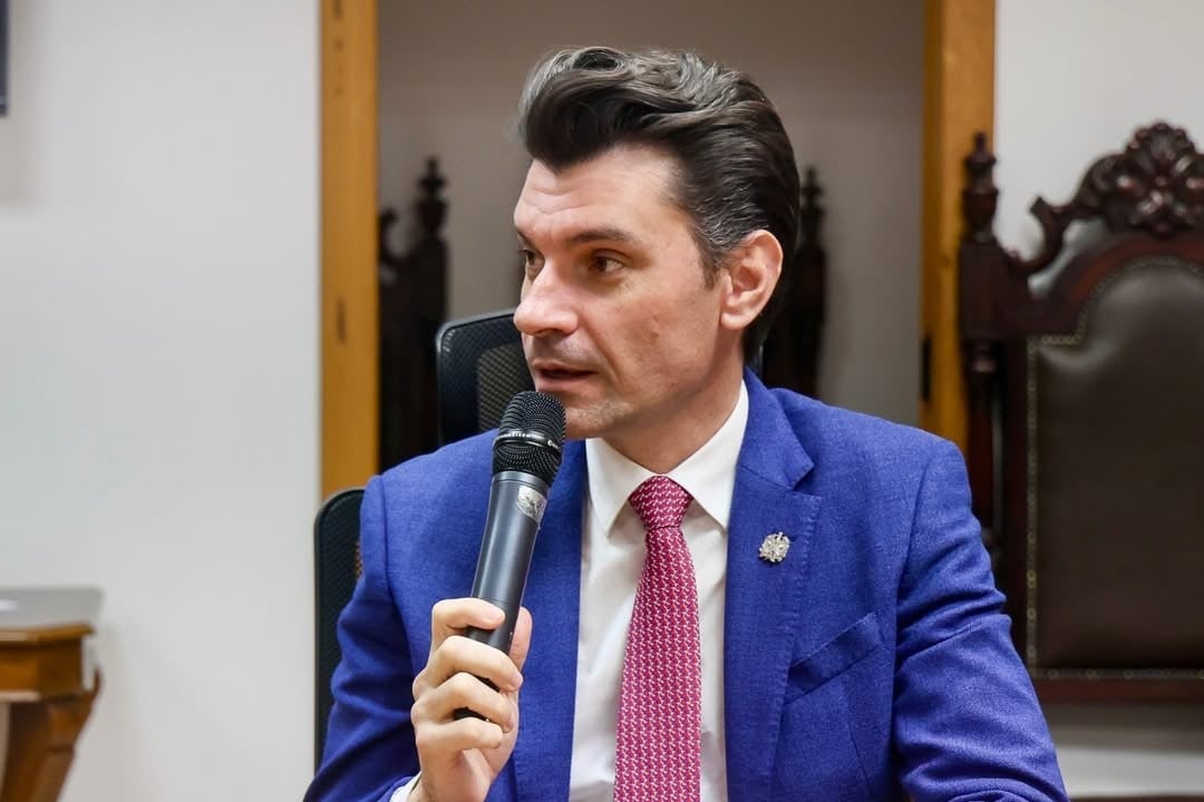 Cão Orelha: delegado se afasta do cargo para disputar eleição