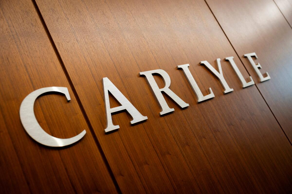 CEO da Carlyle diz que setor errou ao chamar fundos de varejo de 'semilíquidos'