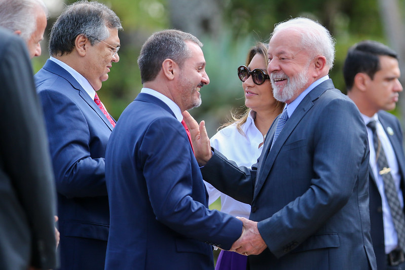 Chefe da PF viaja com Lula à Ásia em meio a críticas do STF