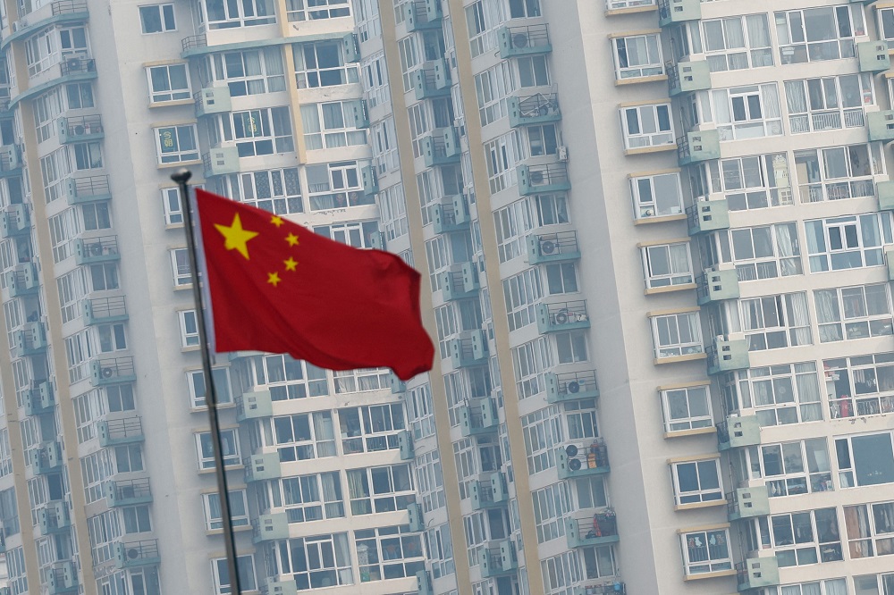 China pede resposta 'responsável' dos EUA à Rússia após fim de tratado nuclear