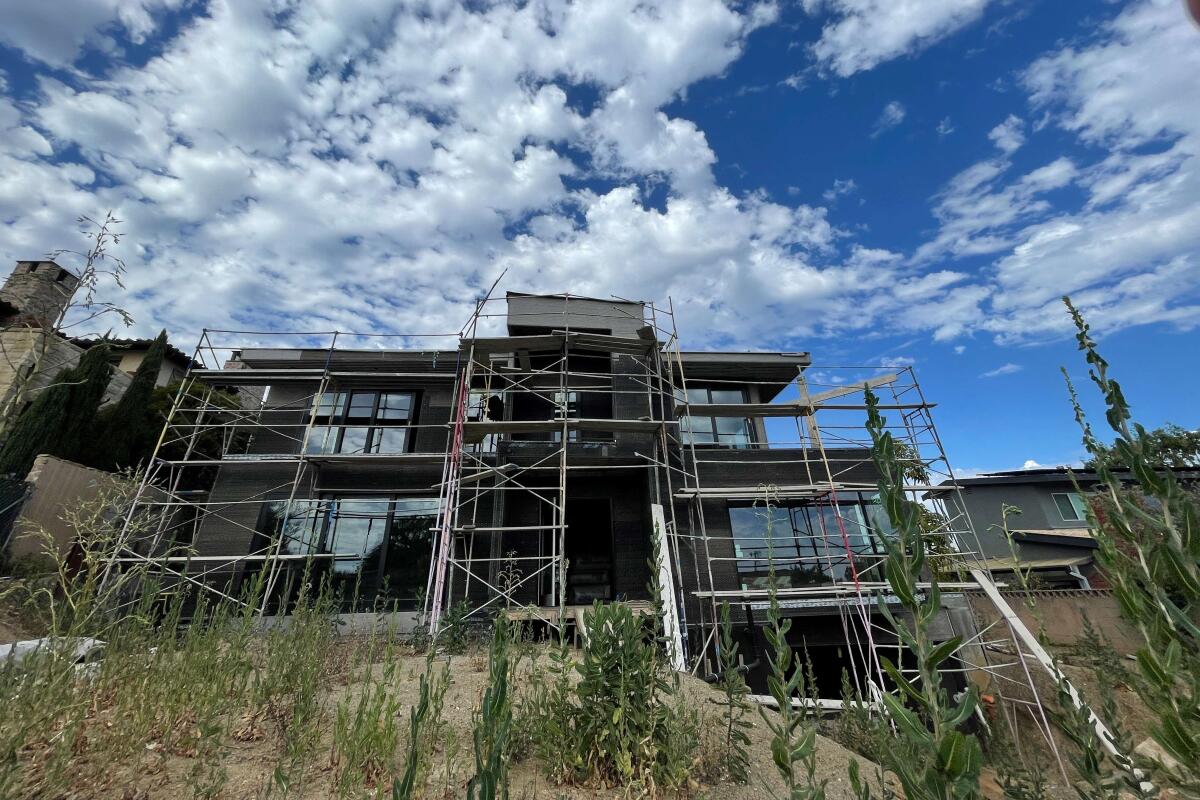 Construções de moradias iniciadas nos EUA sobem 6,2% em dezembro ante novembro