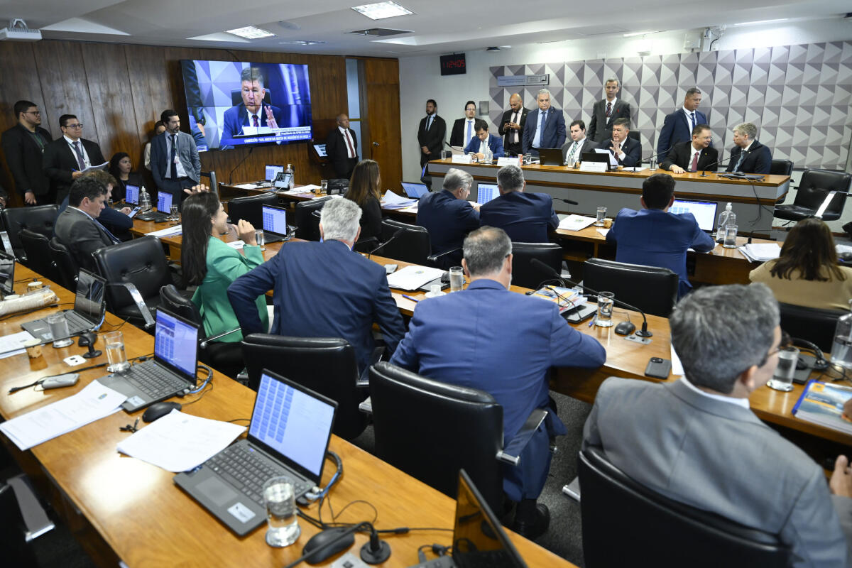 CPMI do INSS ouve empresária que recebia dinheiro do Conafer