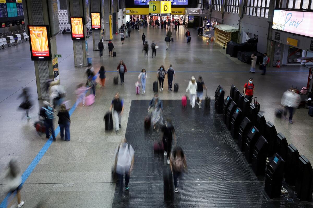 Drones paralisam aeroporto de Guarulhos por 2 horas
