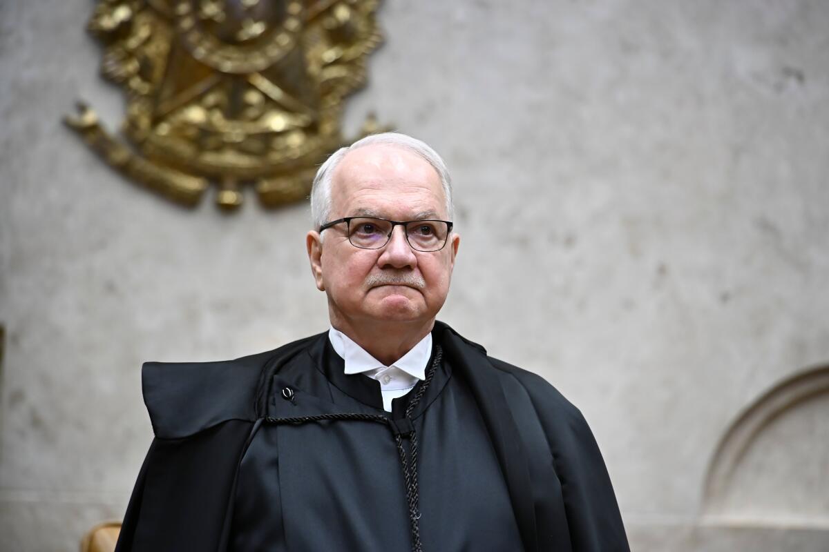 Fachin arquiva processo que pedia suspeição de Toffoli no caso Master