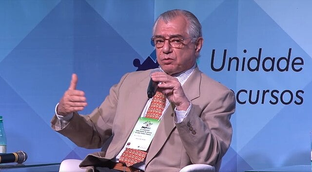 Fundador do PT, José Álvaro Moisés morre afogado em Ubatuba (SP)