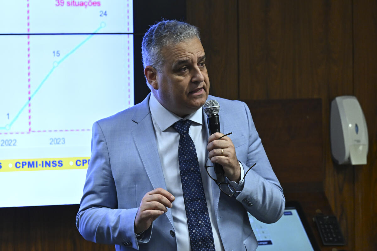 Gaspar critica ausência de Vorcaro na CPMI do INSS: 'Não aceito sistema financeiro blindado'