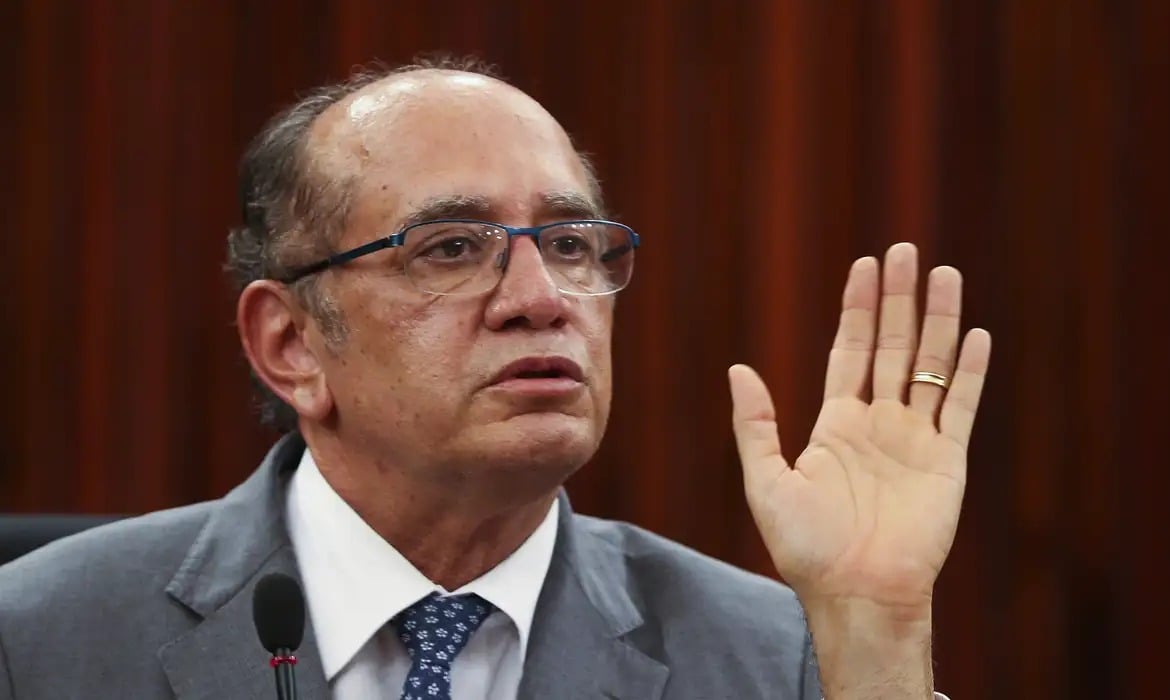 Gilmar Mendes suspende penduricalhos a magistrados e membros do MP