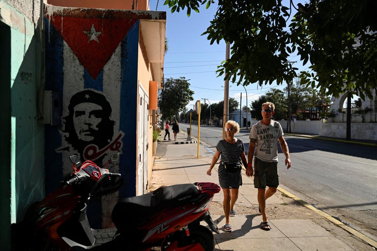 Governo Lula avalia ajuda humanitária a Cuba sob pressão dos EUA
