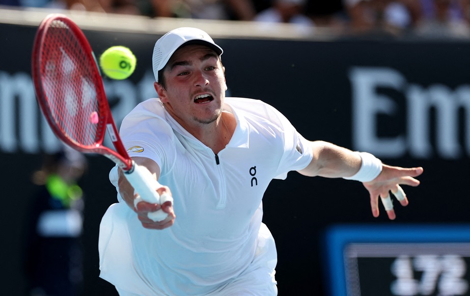 João Fonseca diz estar "100%" para defender título no ATP de Buenos Aires