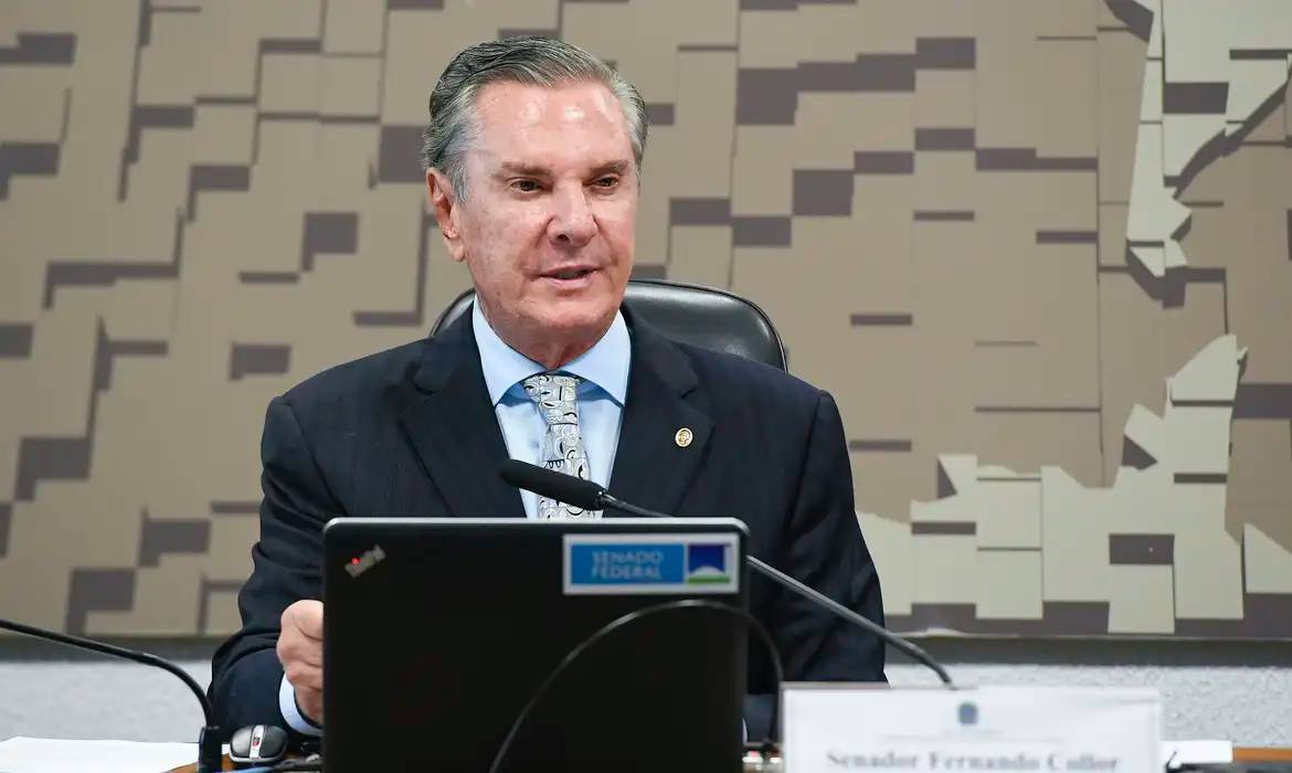 Juiz manda leiloar apartamento de luxo onde Collor vive e cumpre pena por corrupção