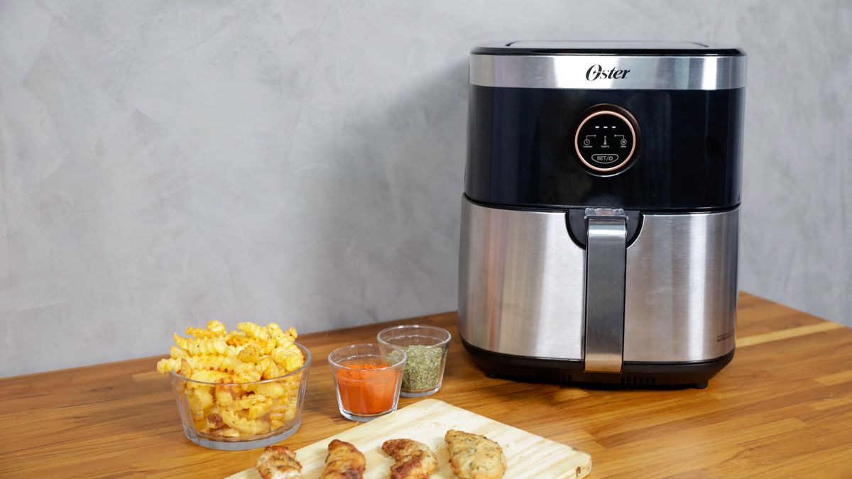 Mercado Livre coloca preço de air fryer Oster no chão; modelo de 4,8 L Inox