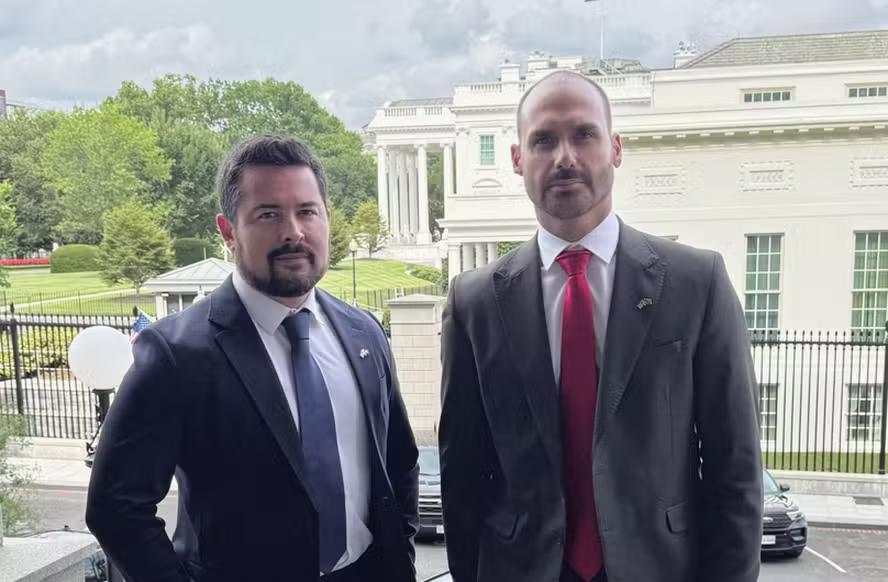 Ministério Público Federal apresenta denúncia contra Eduardo Bolsonaro e Paulo Figueiredo