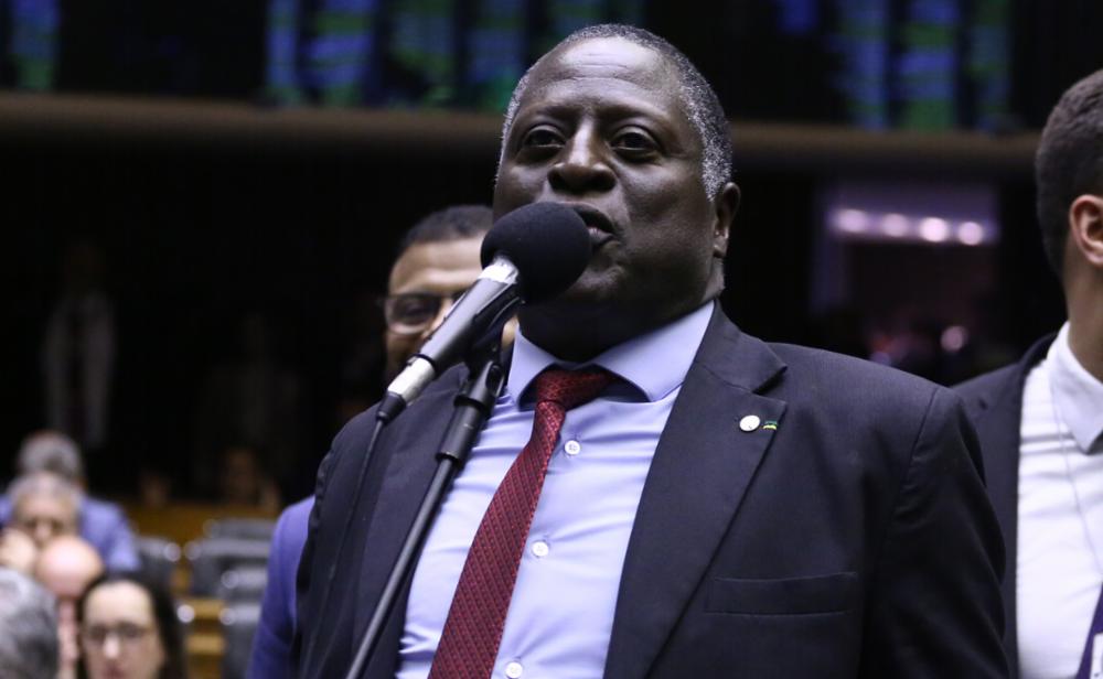 Oposição e PL fecham apoio a Helio Lopes na corrida pelo TCU