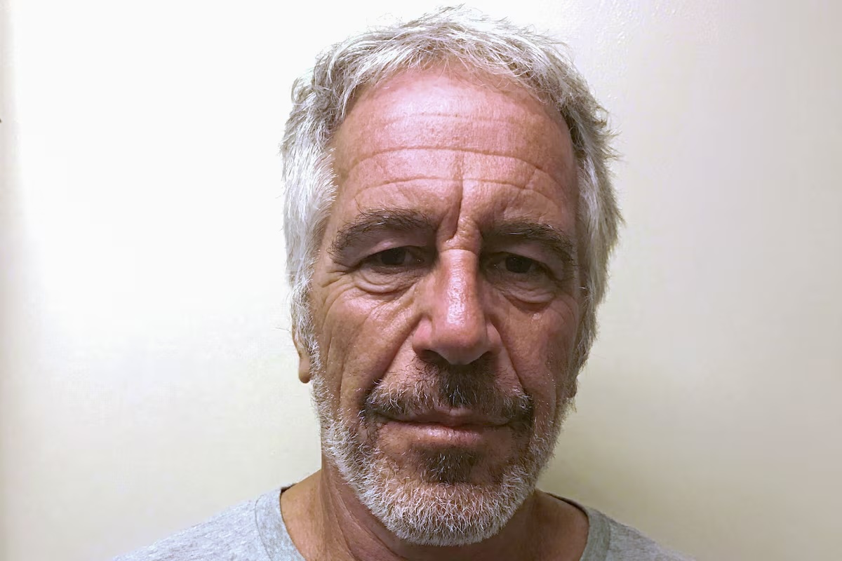 Presidente do Fórum Econômico Mundial renuncia após investigação por laço com Epstein