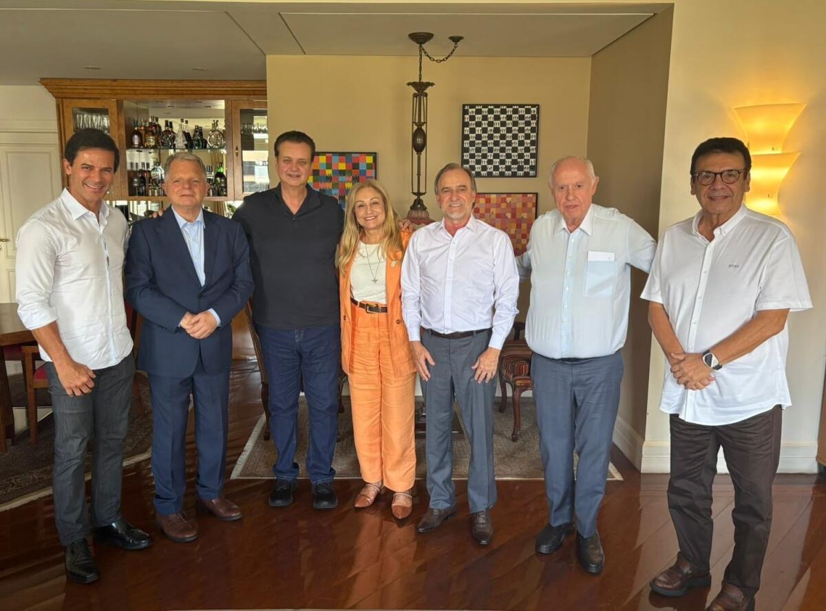 PSD de Kassab filia 6 deputados do PSDB