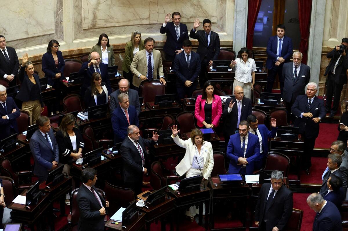 Senado da Argentina aprova redução da maioridade penal de 16 para 14 anos