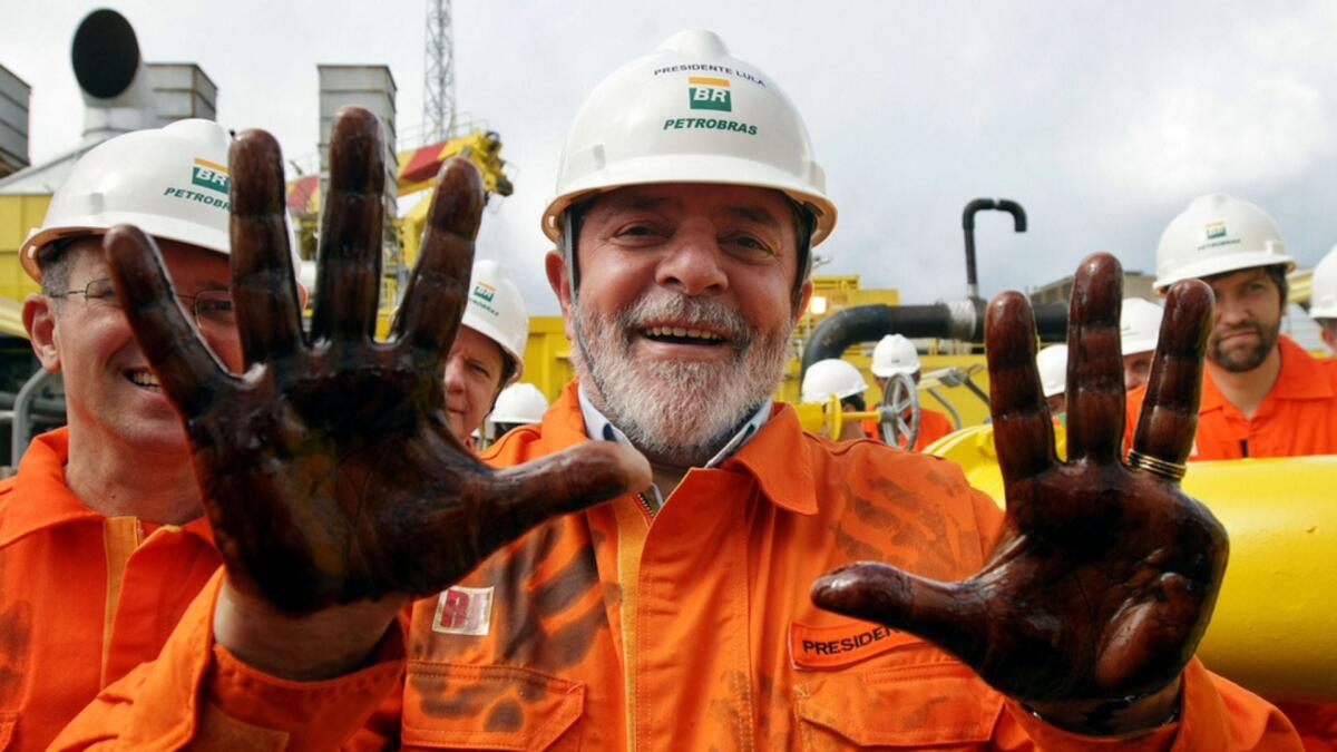 Sindicalistas pressionam Lula para que Petrobras forneça petróleo a Cuba