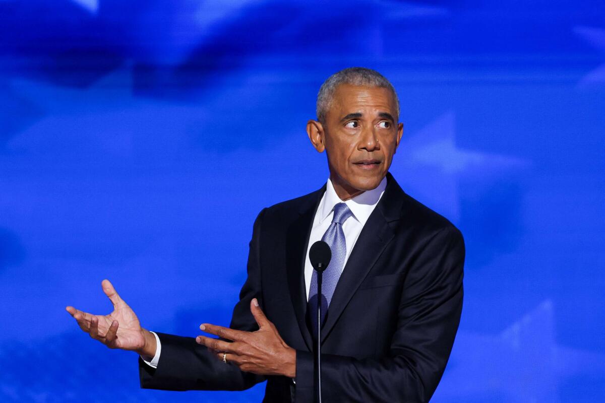 Trump acusa Obama de vazar segredos de Estado em falas sobre alienígenas